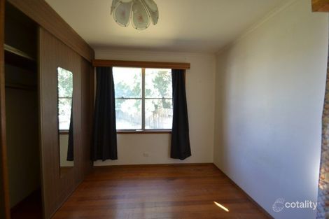 Property photo of 35 McCormack Crescent Seymour VIC 3660