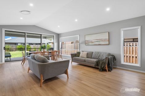 Property photo of 12 Fairweather Boulevard Highfields QLD 4352