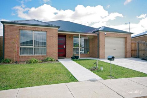8 Endeca Ct, Lovely Banks, VIC 3213