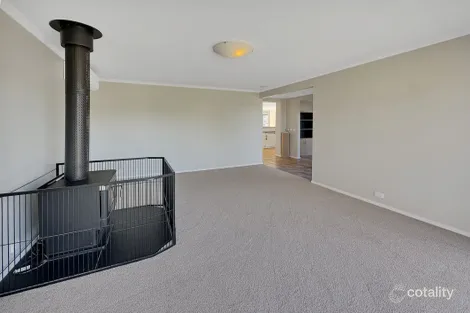 Property photo of 19 Mitchell Court Mansfield VIC 3722