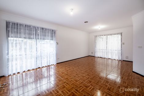 Property photo of 19 Elcan Avenue Cranbourne West VIC 3977