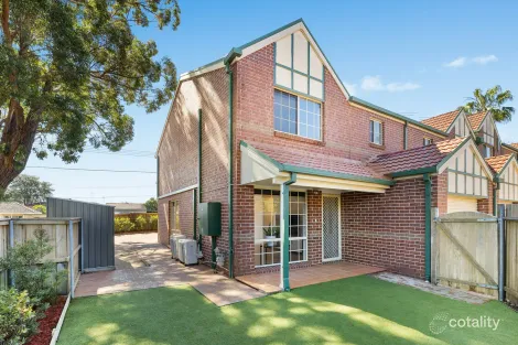 Property photo of 4/33 Kerrie Crescent Peakhurst NSW 2210
