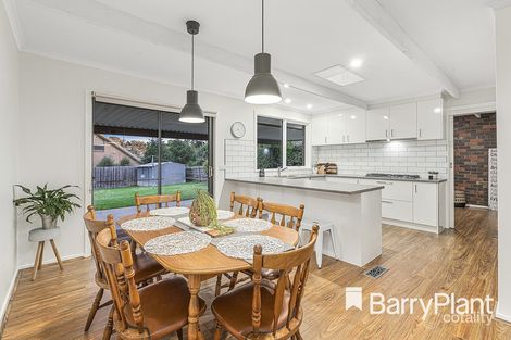 Property photo of 16 Rolloway Rise Chirnside Park VIC 3116