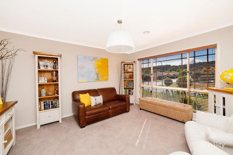Property photo of 19 Thomas Royal Gardens Queanbeyan East NSW 2620
