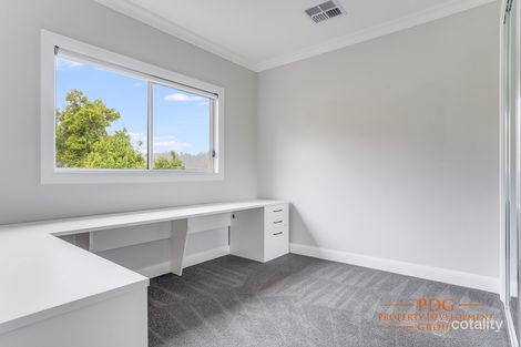 Property photo of 6 Camellia Court Picton NSW 2571