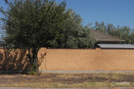 5/7 Adelaide St, St Albans, VIC 3021