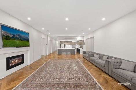 Property photo of 70 Rossiter Retreat Cranbourne North VIC 3977