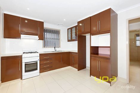 Property photo of 4 Ripplebrook Drive Broadmeadows VIC 3047