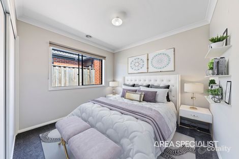 Property photo of 15 Clara Drive Officer VIC 3809