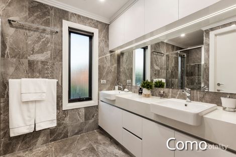 Property photo of 4 Parkview Crescent Bundoora VIC 3083