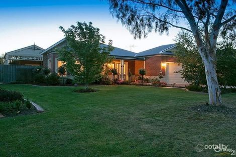 Property photo of 7 Murray Avenue Pakenham VIC 3810