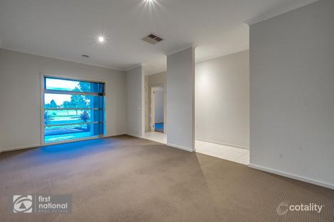 Property photo of 102 Eltham Parade Manor Lakes VIC 3024