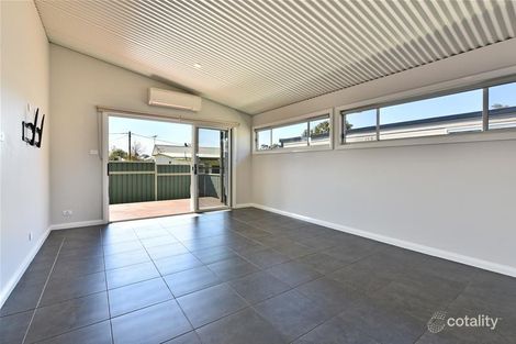 Property photo of 2/5A Dill Street Kurri Kurri NSW 2327