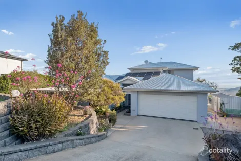 Property photo of 36 Panoramic Drive Preston QLD 4352