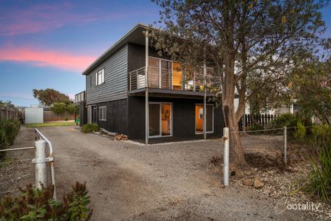 10 George St, Sunderland Bay, VIC 3922