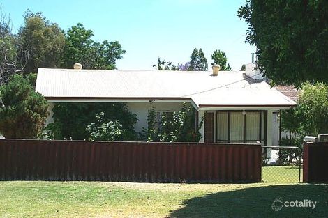 Property photo of 2 Grant Street Embleton WA 6062