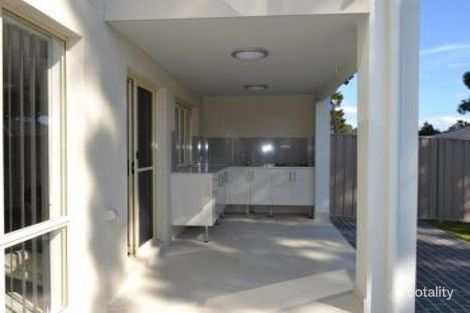 Property photo of 22B Fields Road Macquarie Fields NSW 2564