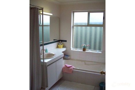 Property photo of 65 Kingsmill Gardens Winthrop WA 6150