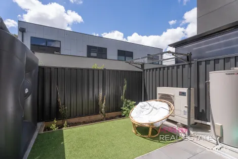 Property photo of 6 Cushen Place Broadmeadows VIC 3047