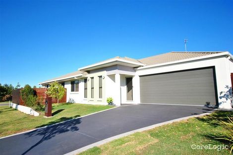 Property photo of 2/9 Liekefett Way Little Mountain QLD 4551