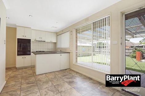 Property photo of 8 Devonshire Drive Keysborough VIC 3173