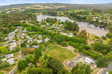 Property photo of 6 Silver Court Beechworth VIC 3747