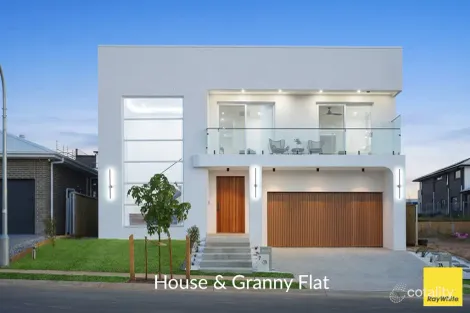 7 Jofess St, Menangle Park, NSW 2563