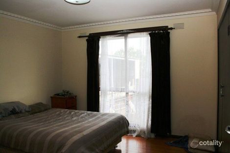 Property photo of 1 Gillespie Road St Albans VIC 3021
