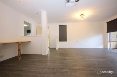 Property photo of 18 Pinewood Walk Canning Vale WA 6155