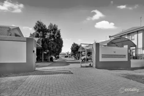 Property photo of 9/14 Wattleglen Avenue Erskine WA 6210