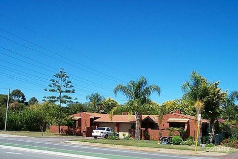 166b Parry Ave, Bull Creek, WA 6149