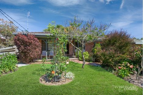 6 Merinda Ave, Charmhaven, NSW 2263