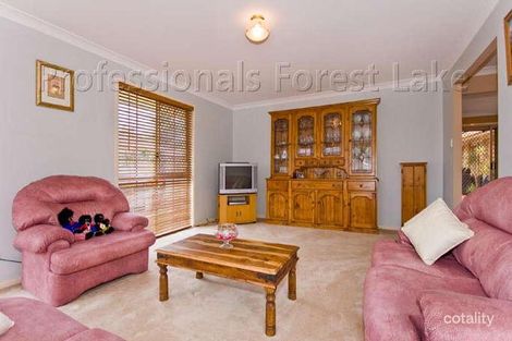 Property photo of 64 Jindabyne Circuit Forest Lake QLD 4078