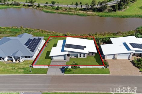 Property photo of 77 Peppermint Circuit Nikenbah QLD 4655