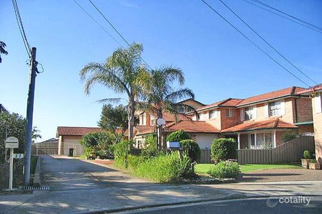 27 Kareela Cres, Greenacre, NSW 2190
