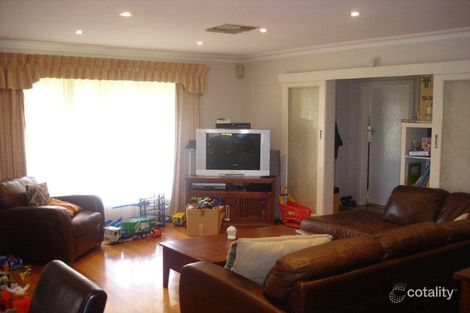 Property photo of 11 Grant Grove Keilor East VIC 3033