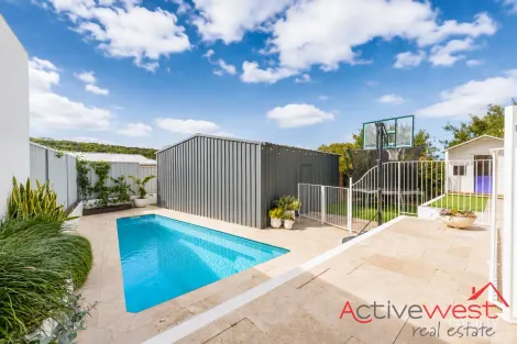 Property photo of 67B Glendinning Road Tarcoola Beach WA 6530