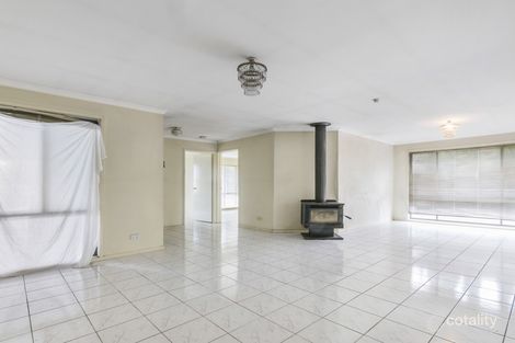 Property photo of 124 Westwood Drive Burnside VIC 3023