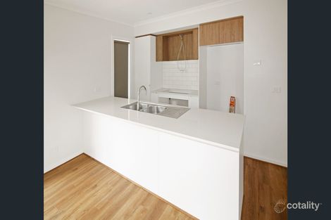 Property photo of 17 Wedgebill Circuit Werribee VIC 3030