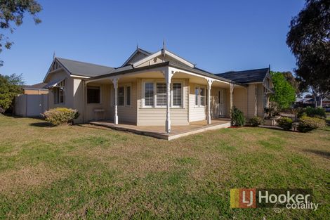 Property photo of 18 Rowcroft Avenue Lynbrook VIC 3975