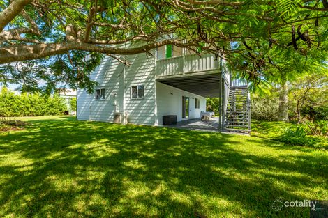 Property photo of 19 Burnett Heads Road Burnett Heads QLD 4670