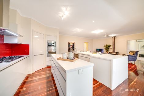 Property photo of 8 Jack Robbie Court Narre Warren North VIC 3804