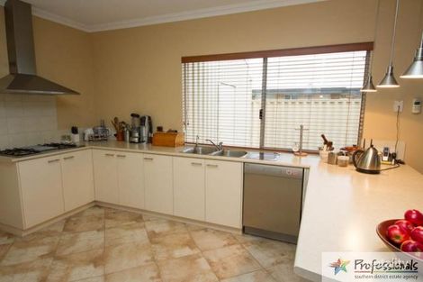 Property photo of 36 Claymore Loop Dalyellup WA 6230