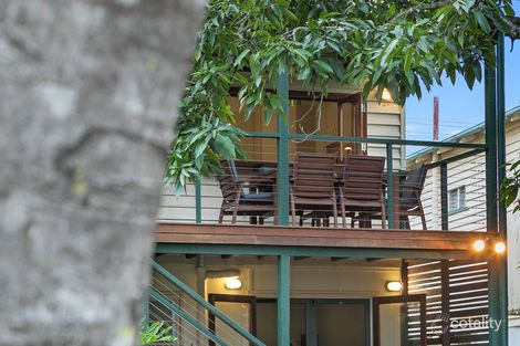 Property photo of 105 Pembroke Road Coorparoo QLD 4151