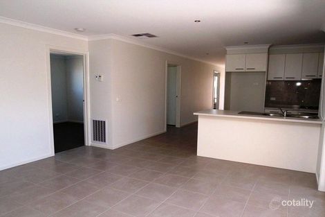 Property photo of 4 Trinity Way Ascot VIC 3551