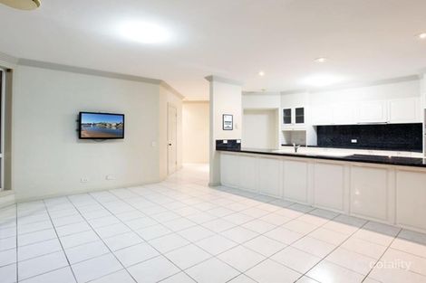 Property photo of 3 Chantilly Close Benowa QLD 4217
