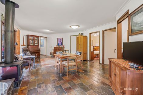 Property photo of 115 Thompson Crescent Research VIC 3095