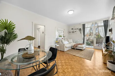 Property photo of 1/2 Bendigo Avenue Elwood VIC 3184