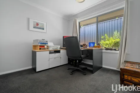Property photo of 5 Basalt Way Kelso NSW 2795