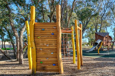 Property photo of 38 Moonstone Parkway Wellard WA 6170